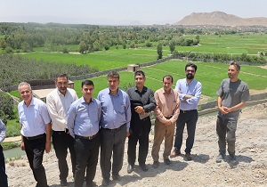 بازدید اساتید دانشگاه اصفهان از شهر دیزیچه
